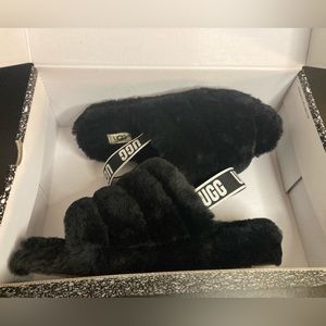 UGG Fluff YEAH STRAP Slides Black , Size 10